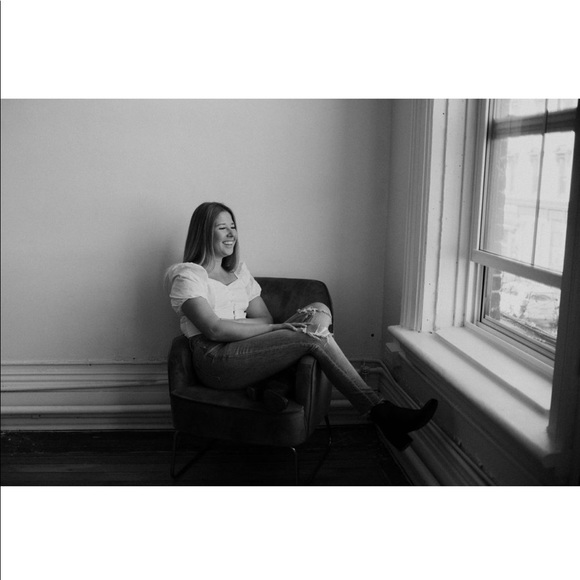 Meet your Posher, Jacqueline - Picture 1 of 1